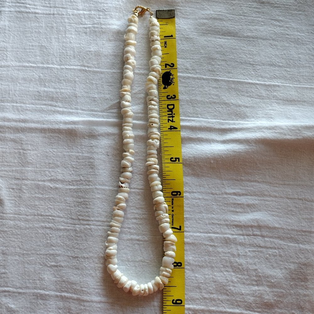 Shell Necklace - Picture 6 of 6
